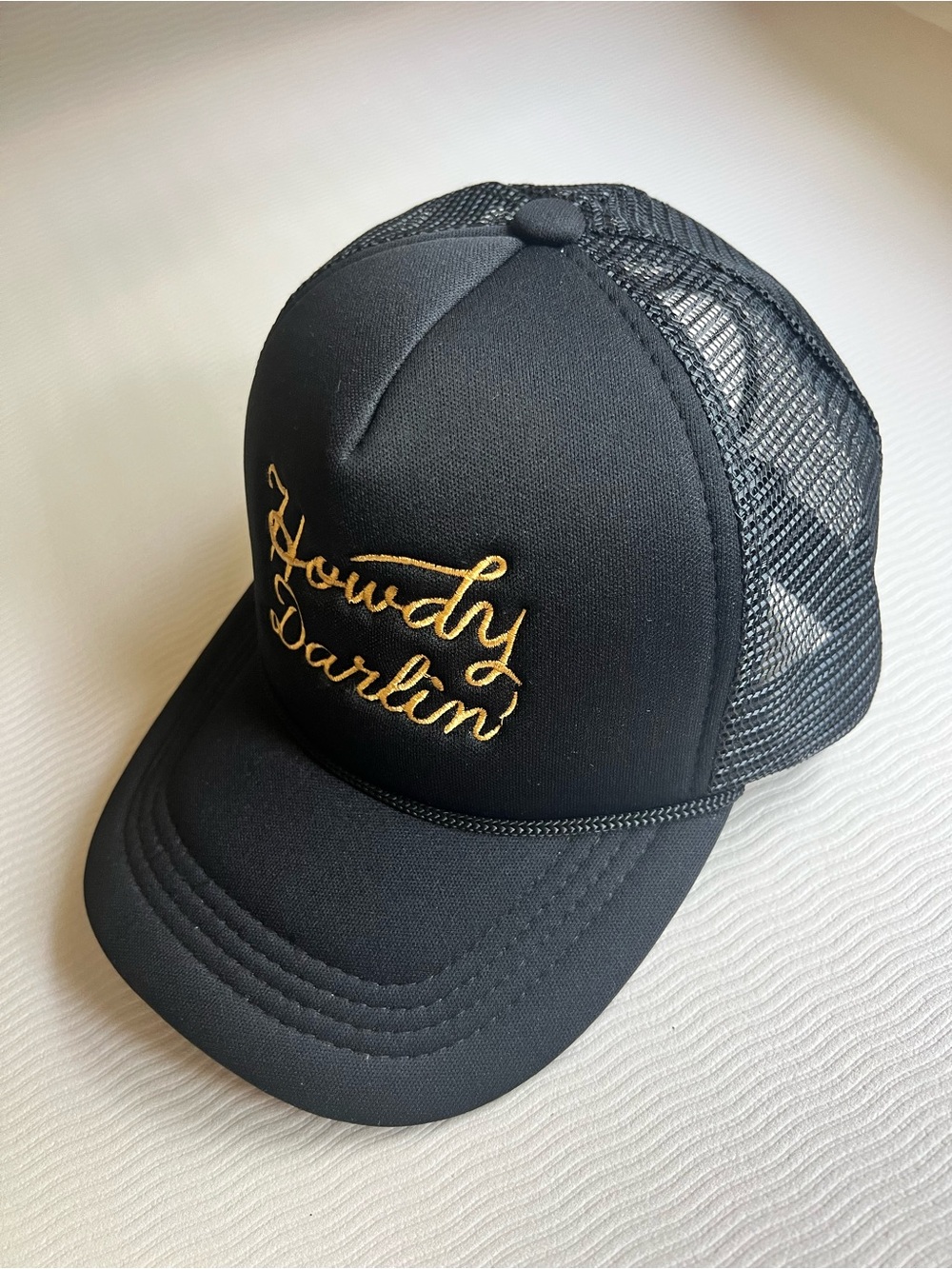 Howdy Darlin’ classic trucker hat NWOT